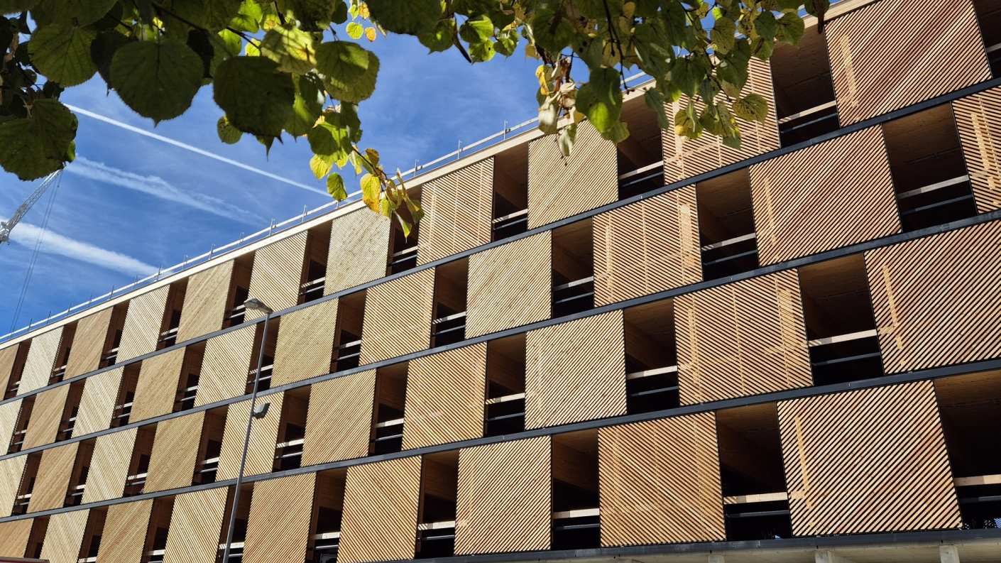Fassade des Parkhaus Arena